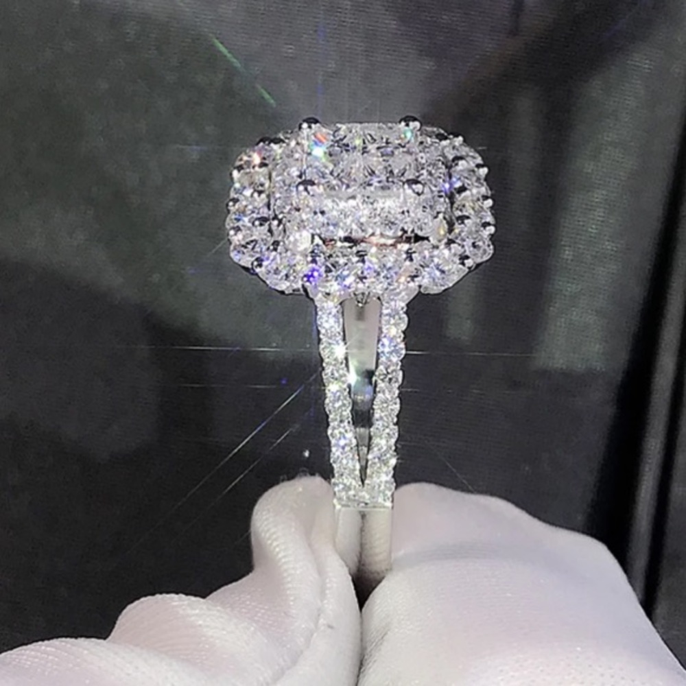 New Luxury solid 925 sterling silver Diamond Ring